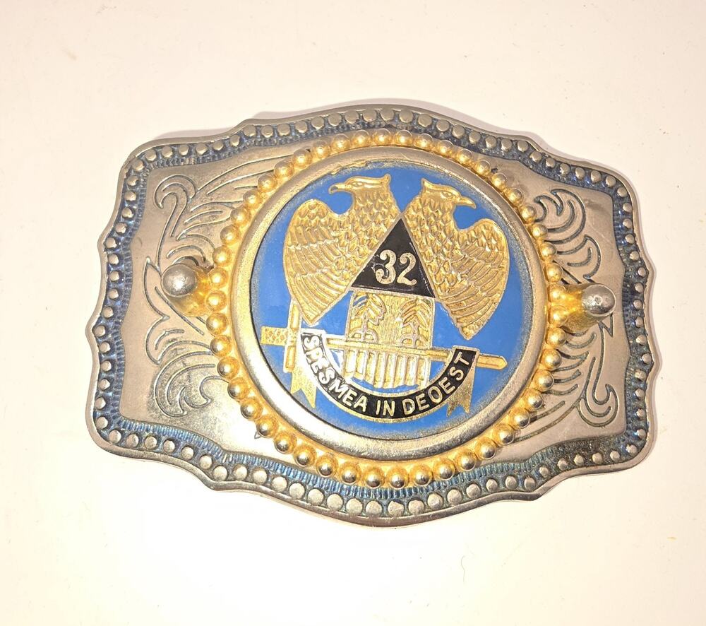 VINTAGE STOCK BELT BUCKLE NEVER WORN NEW TWIN EAGLES SYM HARD HAT BUCKLES T BB6